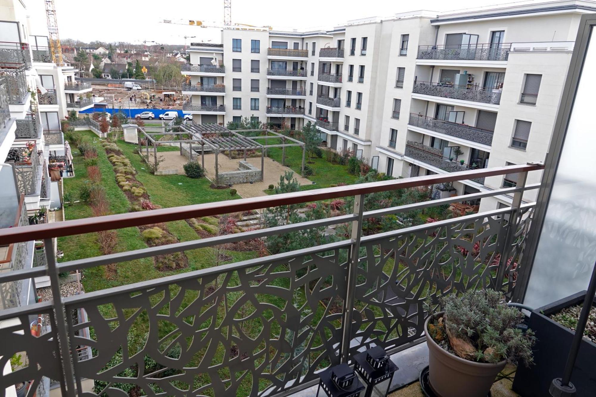 Appartement Residence Neuve Proche Versailles Saint-Cyr-l'Ecole Exterior photo