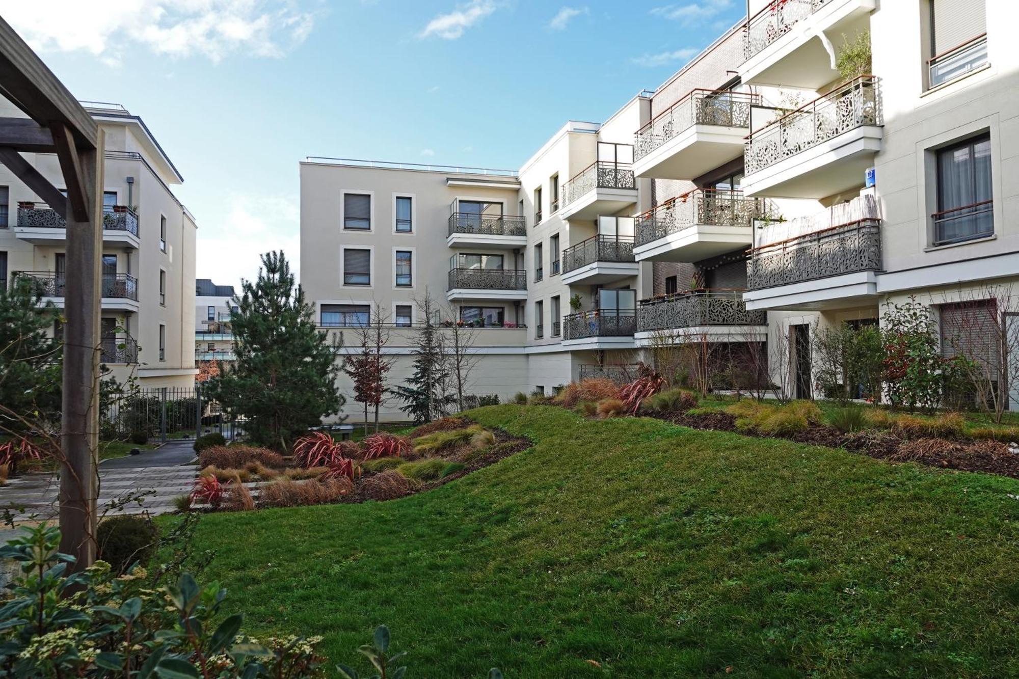 Appartement Residence Neuve Proche Versailles Saint-Cyr-l'Ecole Exterior photo